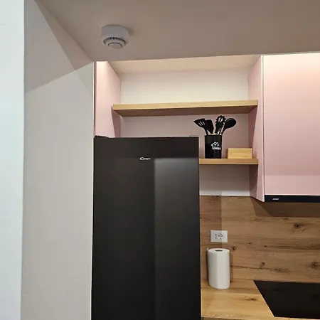 Roshel's Apartment, Modern And Comfy Flat In The Boulevard * Vlorë