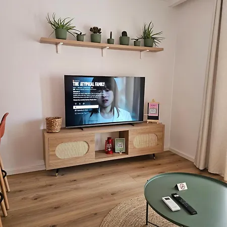 Roshel's Apartment, Modern And Comfy Flat In The Boulevard Appartement *